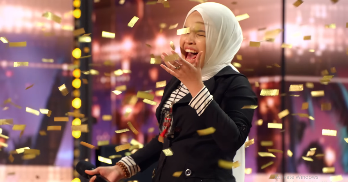 Penyanyi Tuna Netra Putri Ariani Pukau Juri America S Got Talent