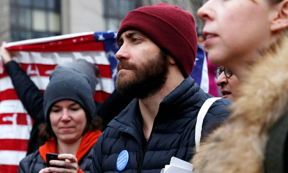 Jake Gyllenhaal Turut Mendukung Gerakan Women's March