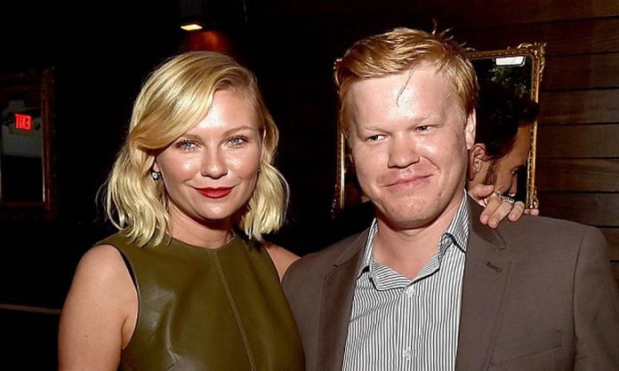 Kirsten Dunst Bertunangan