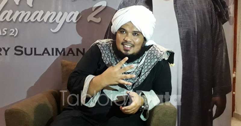 Ustaz Derry Sulaiman Buktikan Eksistensi di Dunia Musik