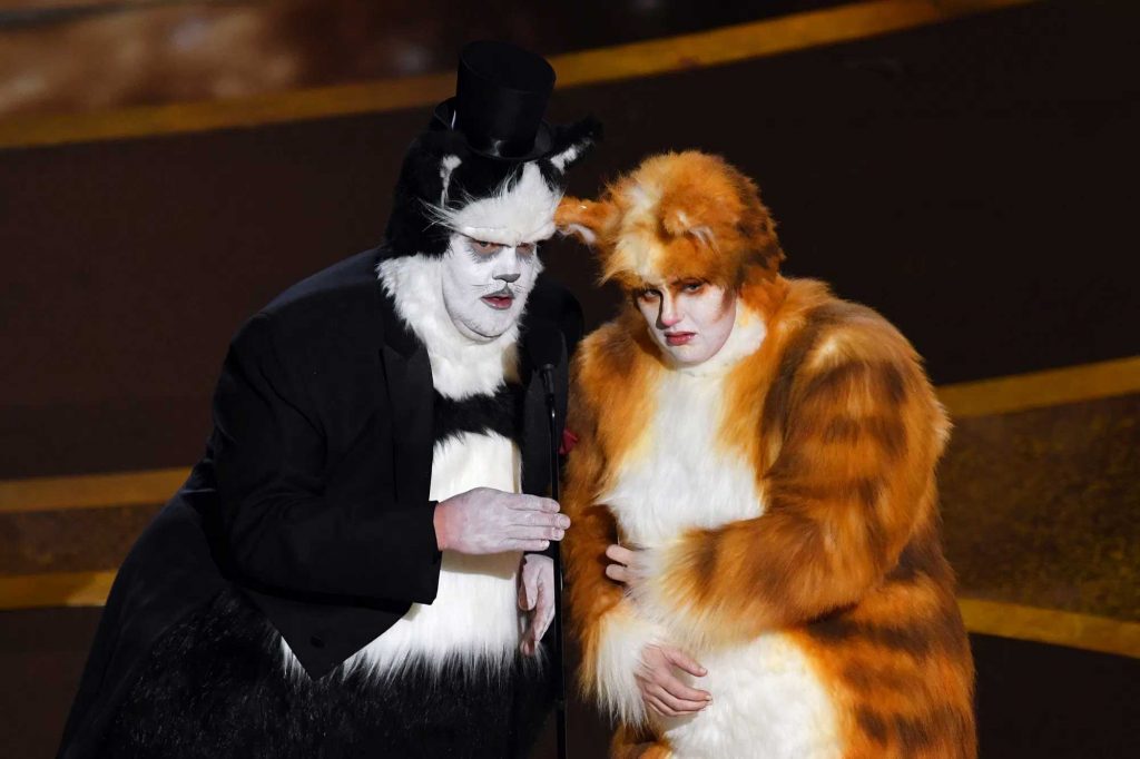 james-corden-and-rebel-wilson-dressed-as-cats