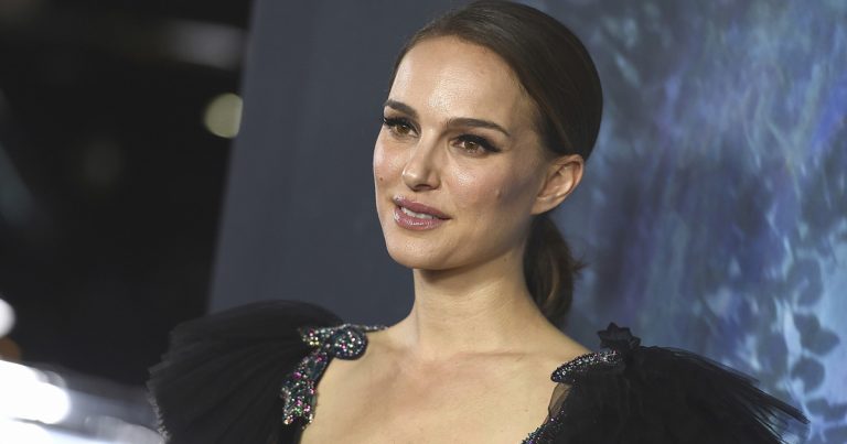 natalie-portman-aktris-hollywood-hamil