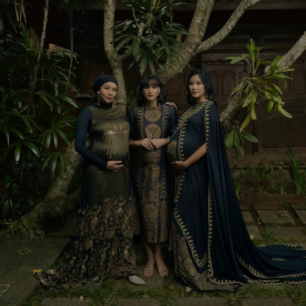 foto maternity shoot nadine chandrawinata tiga puteri indonesia zivanna letishia dan dea