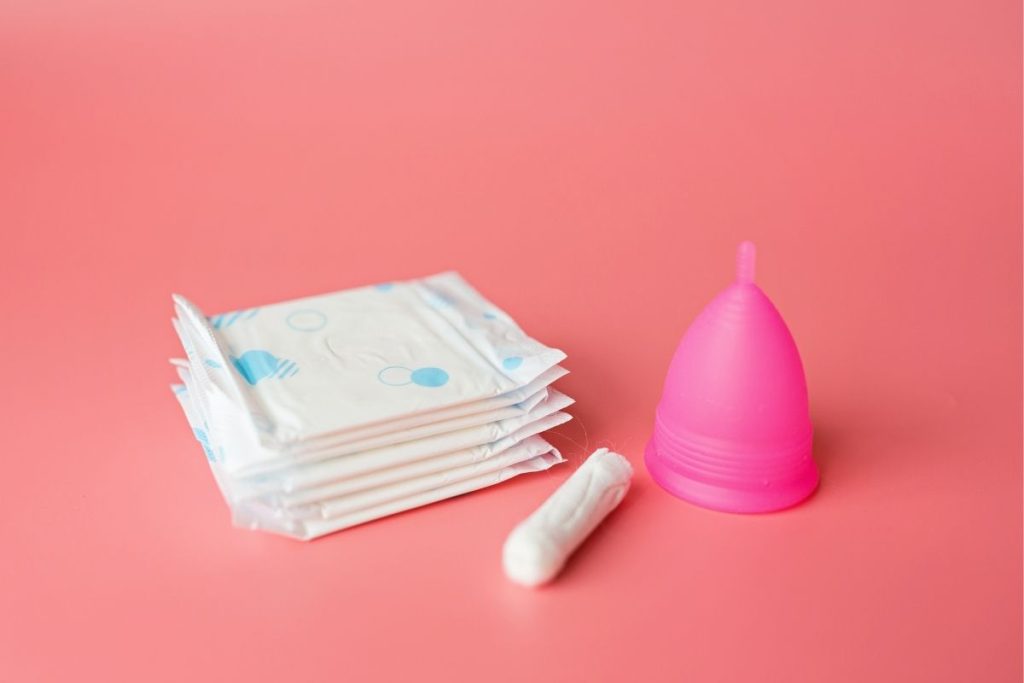 tampon-menstrual-cup