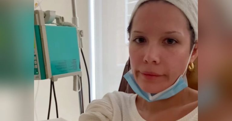 Halsey dikabarkan tengah berjuang melawan penyakit serius yang diduga leukimia dan lupus. (Foto: instagram/iamhalsey)