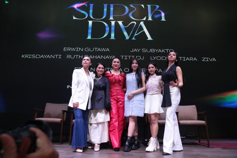 Krisdayanti, Uthe, Titi DJ, Titi, Ziva, Lyodra. Tiga diva dan super girls ini akan manggung satu panggung. (Foto: Reza Wibisono/Nyata)