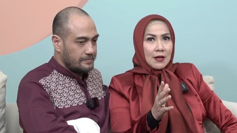 Venna Melinda dan Ferry Irawan ternyata belum sah cerai. Foto: Dok. YouTube Cerita Untungs