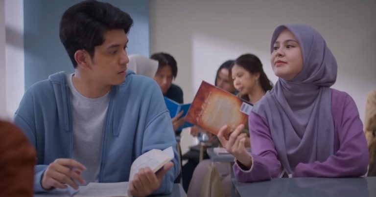 Hikmah yang bisa diambil di film ‘Cinta dalam ikhlas (Foto: YouTube/StarvisionPlus)